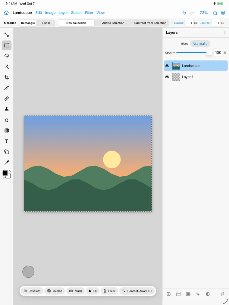 Canvas fully selected with the selection action bar at the bottom.
